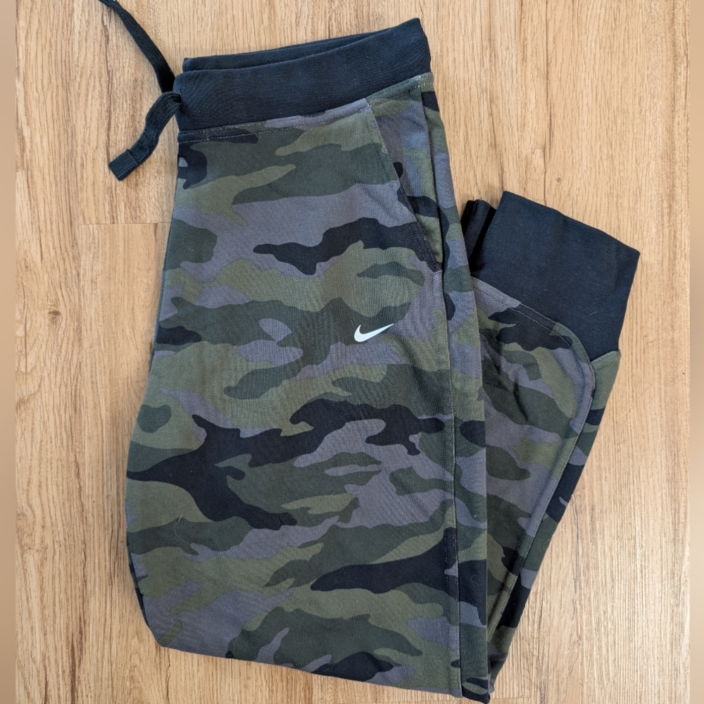 Nike camo pants SKU394